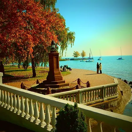 Almadi Apartment Balatonalmádi