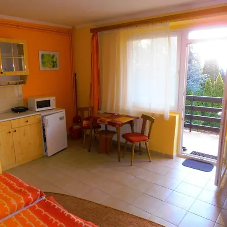 Almadi Apartment