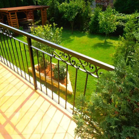 Almadi * Balatonalmádi